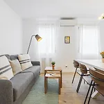 Vallecano Apartments By Olala Homes